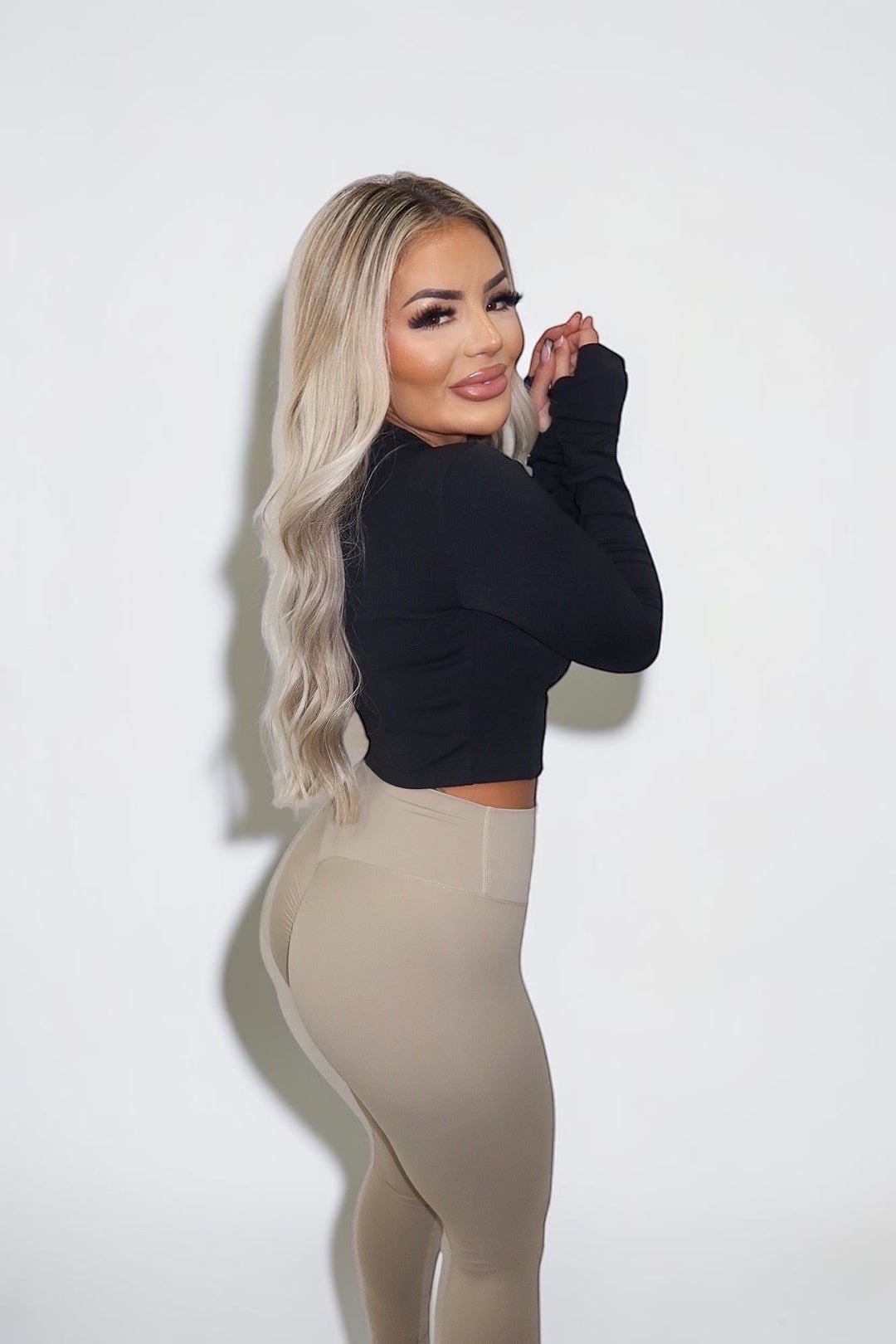 SNATCHED JACKET - BLACK - GLAMORZ